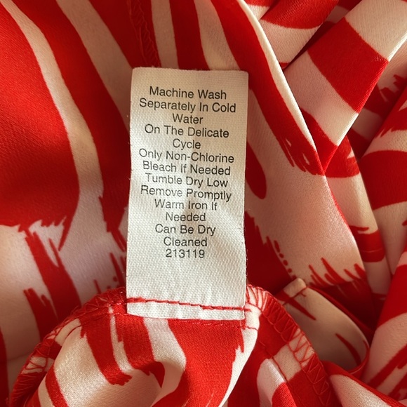 Cabi Brushtroke Pleated Red White Drop Waist Sleeveless Dress size L - Picture 6 of 7